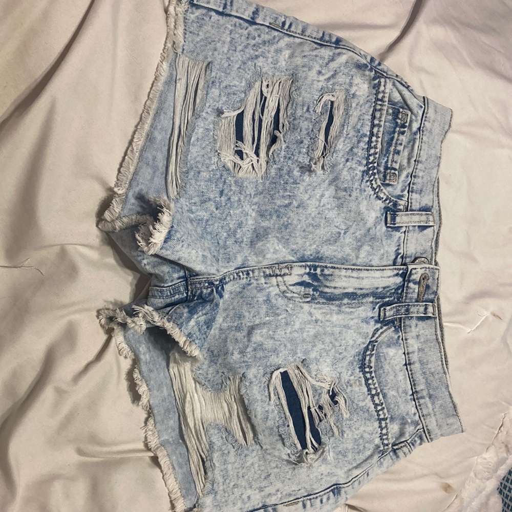 kohl’s So-high ride curvy mom shorts